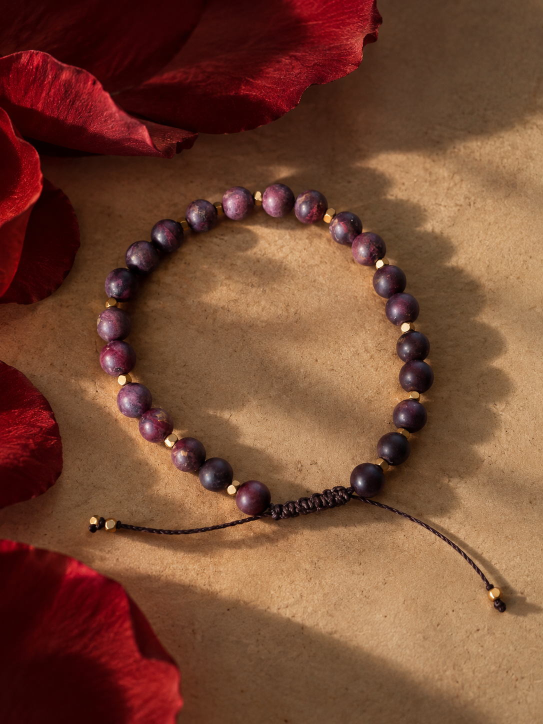 The Garnet Bracelet 6mm